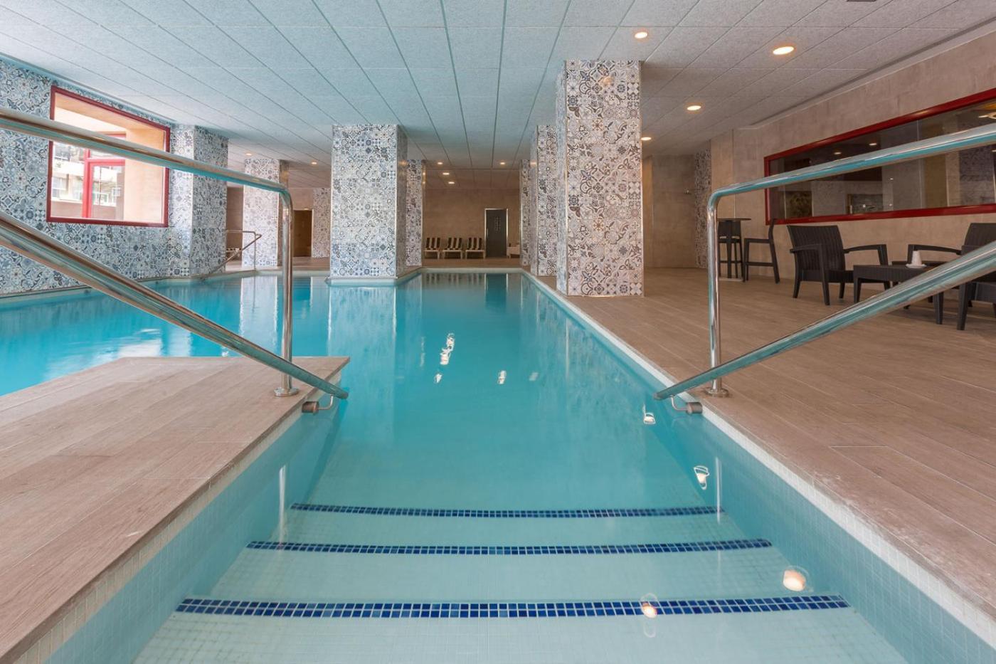 Hotel Angela - Adults Recommended Фуeнхирола Екстериор снимка