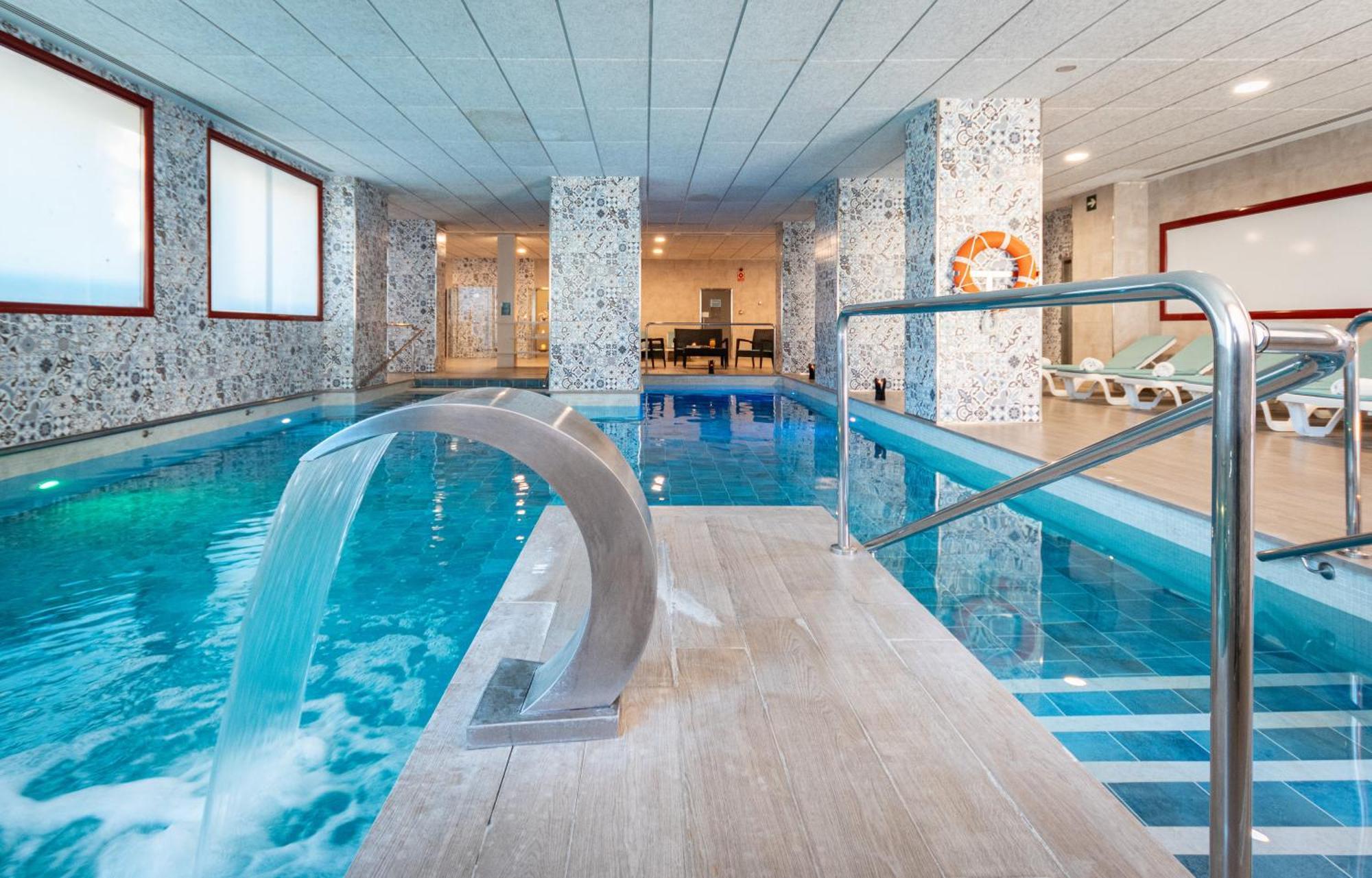 Hotel Angela - Adults Recommended Фуeнхирола Екстериор снимка